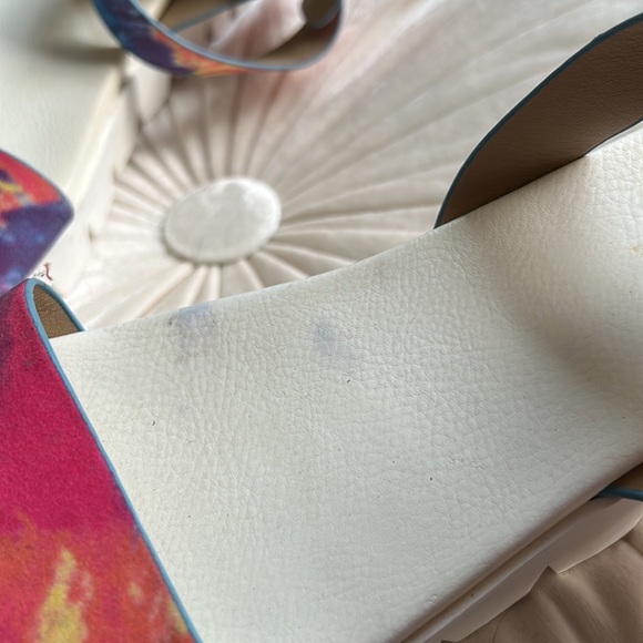 MIA Tie Dye Rainbow Platform Sandals Size 9 - Picture 6 of 7